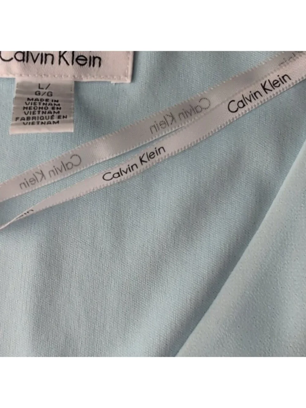 Light Blue Blouse Size Large GREAT CONDITION! - Picture 11 of 15